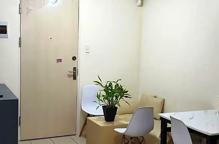 Apartment Urban Deca R1125 Ortigas Sm East